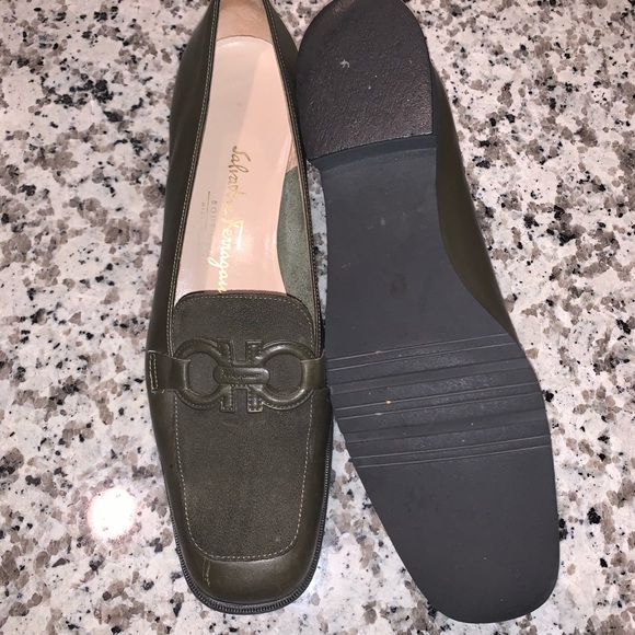 Salvatore Ferragamo Flats / loafers - Picture 2 of 6